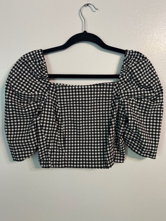 Tops - Black and White Gingham Puff-Sleeve Crop Top US 6